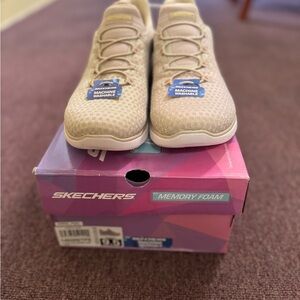 Skechers Women's Memory Foam Shoes - Size 9.5